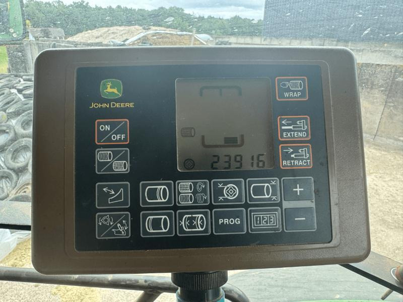 JOHN DEERE 864 - Rundbalspress: bild 4 JOHN DEERE 864 - Rundbalspress: bild 4