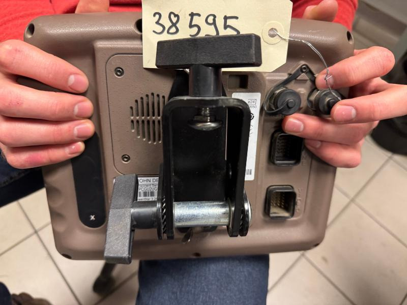 JOHN DEERE GS2630 - Navigationssystem för Lantbruksmaskiner: bild 2 JOHN DEERE GS2630 - Navigationssystem för Lantbruksmaskiner: bild 2