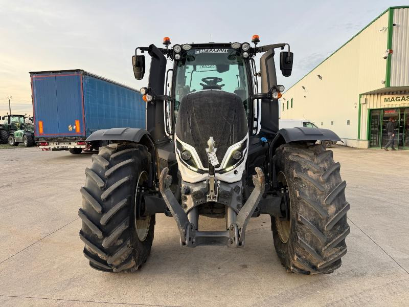 VALTRA T175 - Traktor: bild 2 VALTRA T175 - Traktor: bild 2