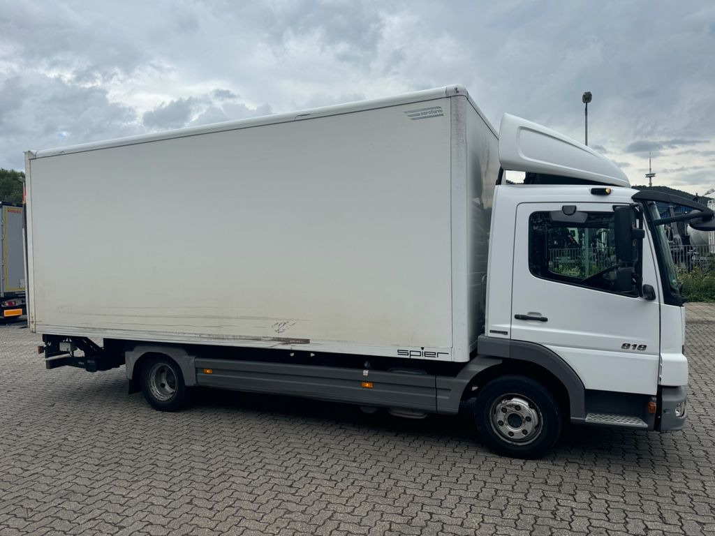 Mercedes-Benz 818 - Lastbil med skåp: bild 3 Mercedes-Benz 818 - Lastbil med skåp: bild 3