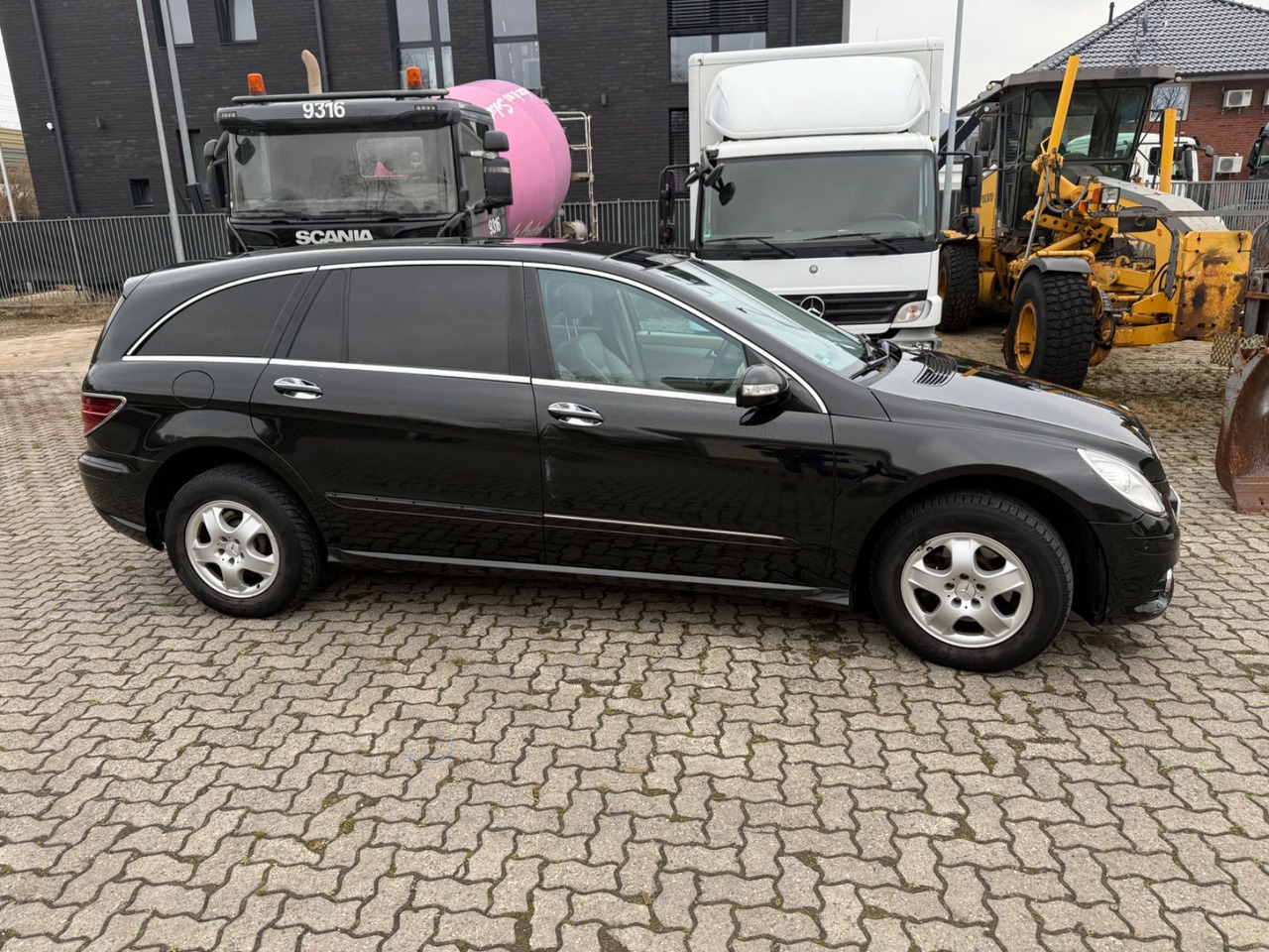 Mercedes-Benz R - SUV: bild 4 Mercedes-Benz R - SUV: bild 4