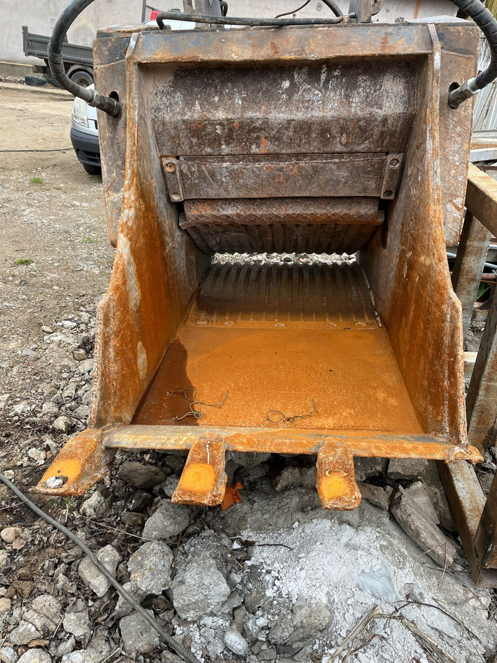 BM BF 90.3 Crusher bucket - Skopa för Byggmaskiner: bild 1 BM BF 90.3 Crusher bucket - Skopa för Byggmaskiner: bild 1