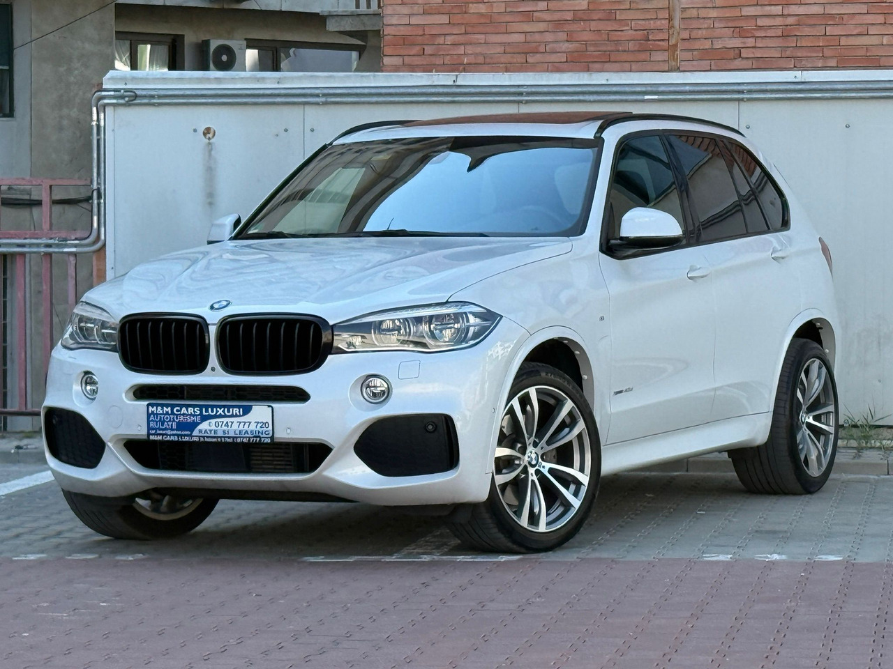 BMW X5 4.0 XDRIVE M PAKET - SUV: bild 2 BMW X5 4.0 XDRIVE M PAKET - SUV: bild 2