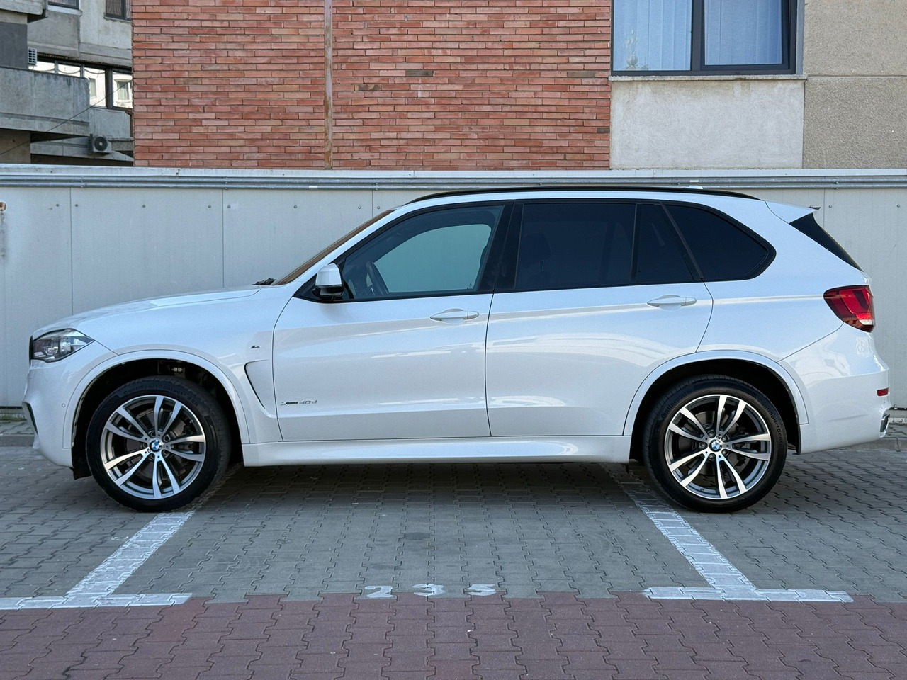 BMW X5 4.0 XDRIVE M PAKET - SUV: bild 4 BMW X5 4.0 XDRIVE M PAKET - SUV: bild 4