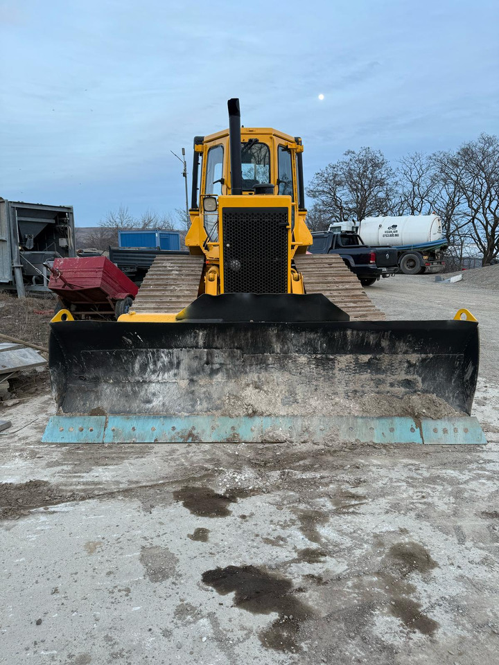 CATERPILLAR D4H BULLDOZER - Bulldozer: bild 2 CATERPILLAR D4H BULLDOZER - Bulldozer: bild 2