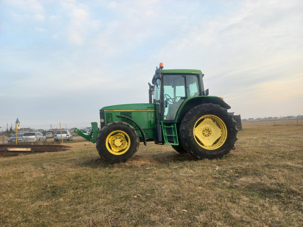 JOHN DEERE 6600 TRACTOR - Traktor: bild 4 JOHN DEERE 6600 TRACTOR - Traktor: bild 4