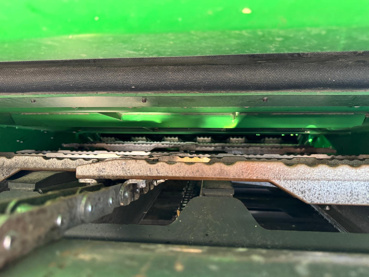 John Deere S680i combine + 635X Header + Zurn trailer - Skördetröska: bild 4 John Deere S680i combine + 635X Header + Zurn trailer - Skördetröska: bild 4