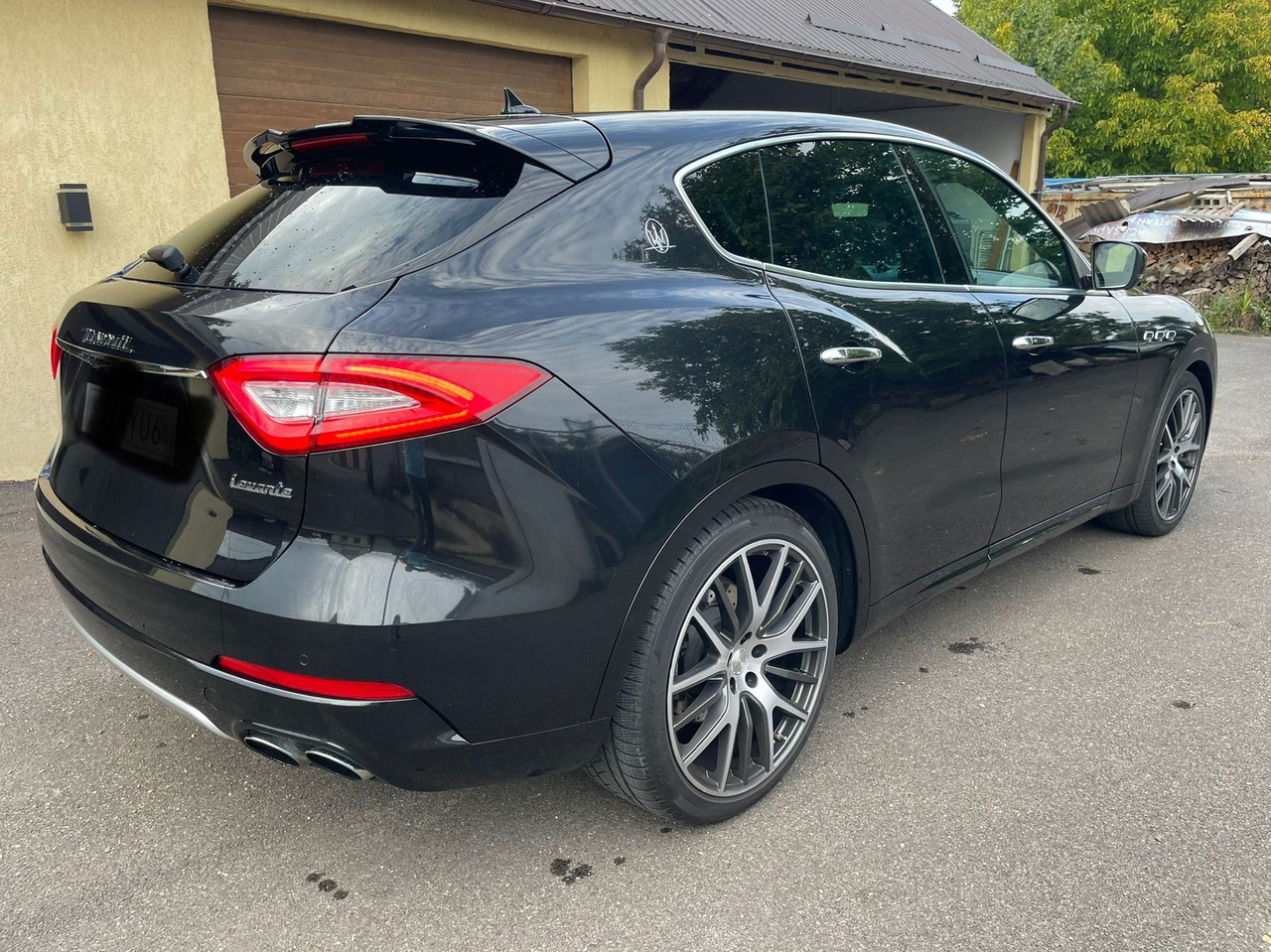 MASERATI LEVANTE 4X4 - SUV: bild 2 MASERATI LEVANTE 4X4 - SUV: bild 2