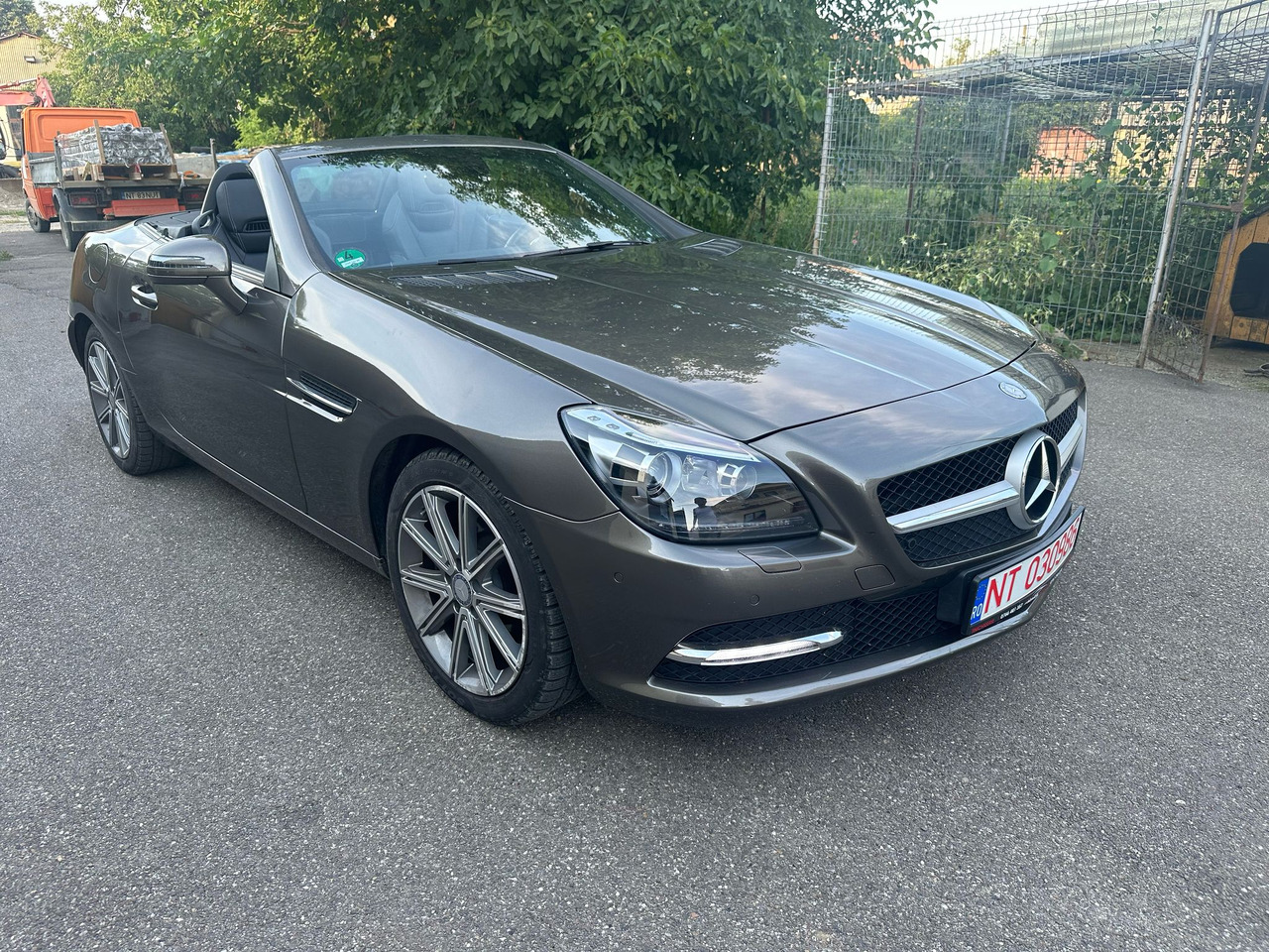 MERCEDES BENZ SLK - Cabriolet: bild 1 MERCEDES BENZ SLK - Cabriolet: bild 1