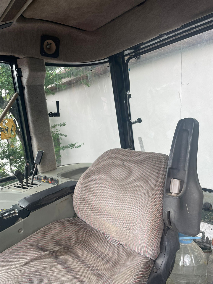 Massey Ferguson 8220 Tractor - Traktor: bild 3 Massey Ferguson 8220 Tractor - Traktor: bild 3