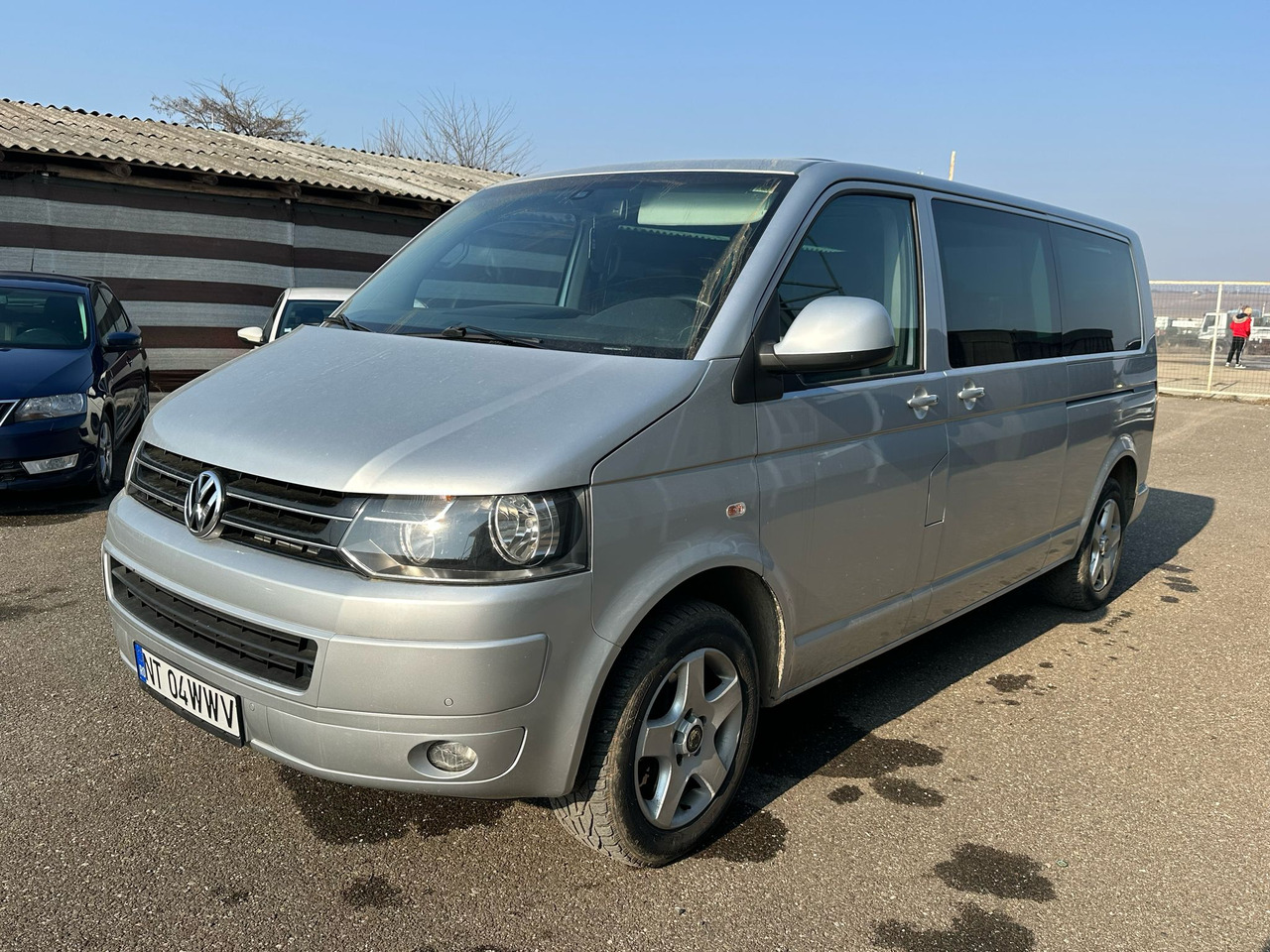 VOLKSWAGEN MULTIVAN - Minibuss, Persontransport: bild 1 VOLKSWAGEN MULTIVAN - Minibuss, Persontransport: bild 1