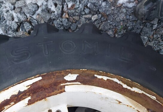 14.9R28 rengas - Valtra - Däck för Traktor: bild 5 14.9R28 rengas - Valtra - Däck för Traktor: bild 5