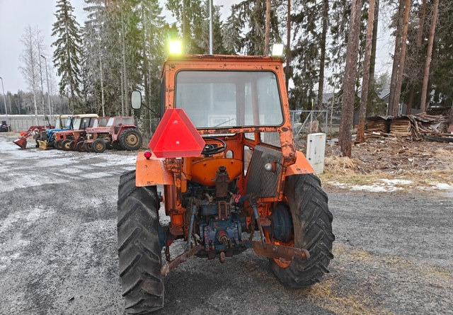 Fiat 500 hytillinen pikkutraktori - Traktor: bild 5 Fiat 500 hytillinen pikkutraktori - Traktor: bild 5