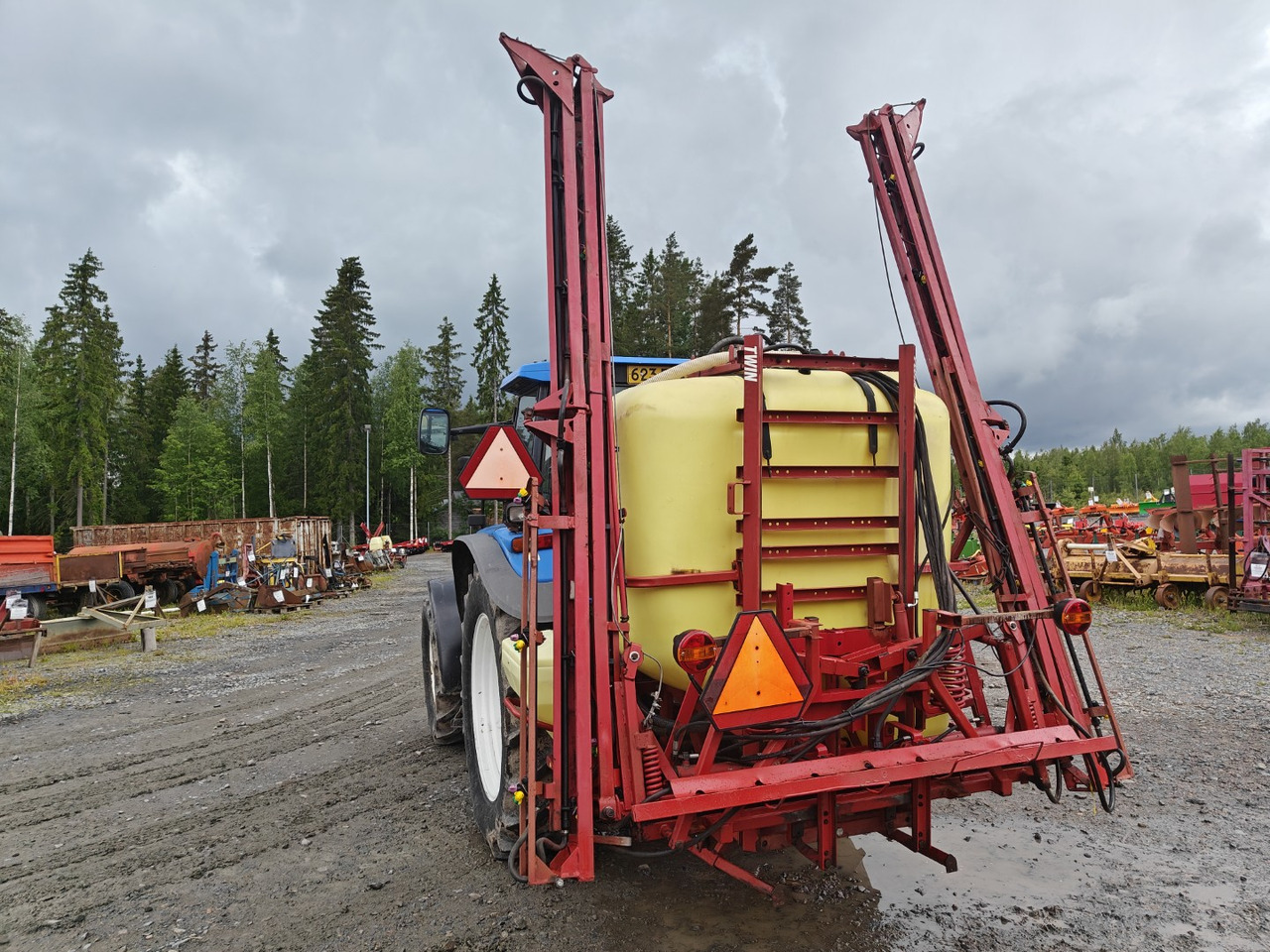 HARDI Hardi Master 1200L - 15-18m - Katsastettu - Kasvinsuojeluruisku - Traktorburen spruta: bild 2 HARDI Hardi Master 1200L - 15-18m - Katsastettu - Kasvinsuojeluruisku - Traktorburen spruta: bild 2