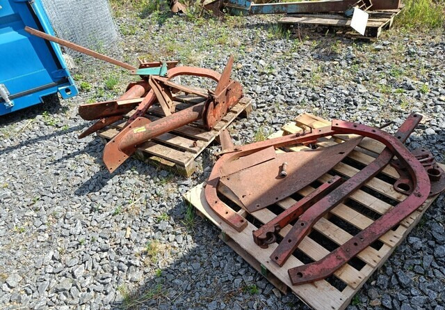 Kverneland Putkirunkoisen auran varaosia - Plog: bild 1 Kverneland Putkirunkoisen auran varaosia - Plog: bild 1