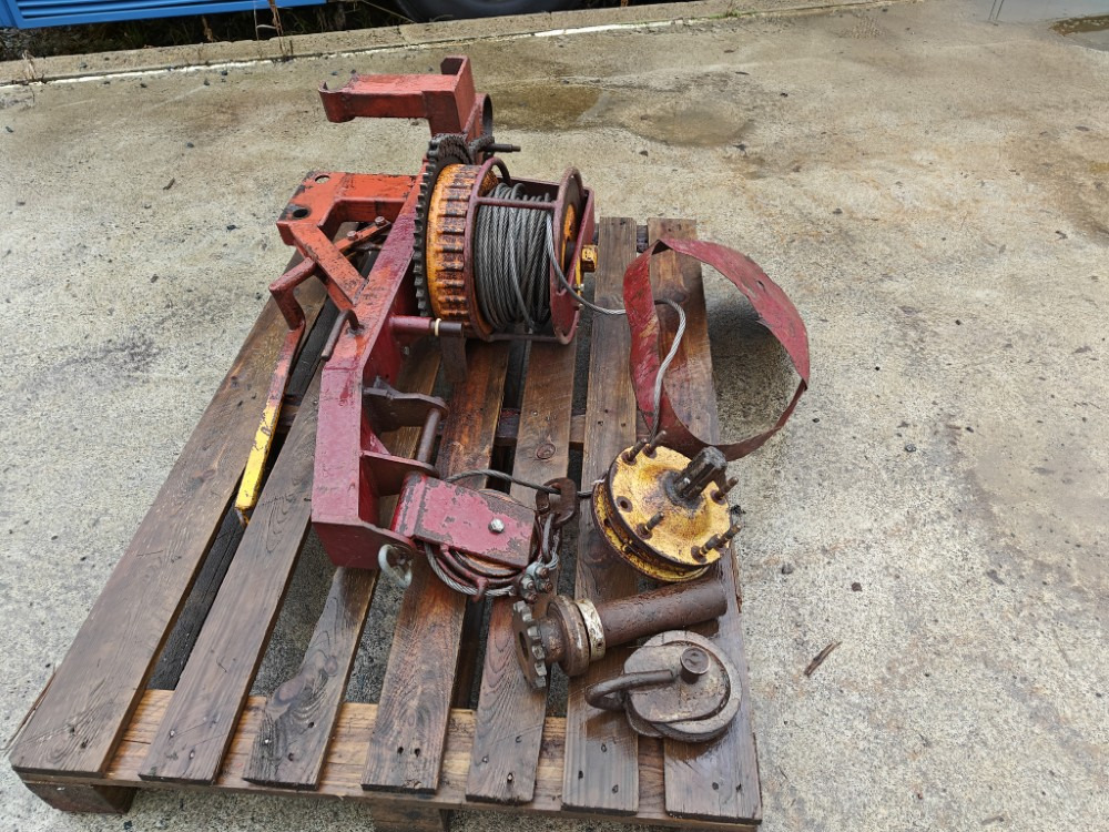 Remet Traktorivinssi - korjattavaksi - Vedklyv: bild 4 Remet Traktorivinssi - korjattavaksi - Vedklyv: bild 4