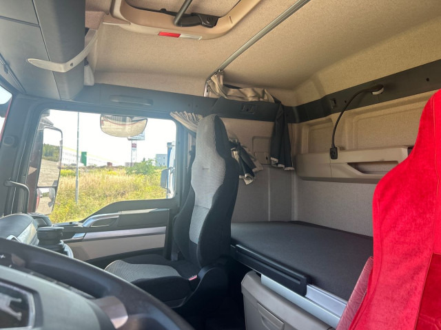 Kapellbil MAN TGX 26.470 6X2-4 BL tandem: bild 15