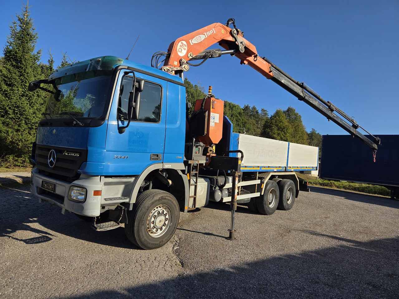 MERCEDES-BENZ ACTROS 3341 6x6 + CRANE PM 30 Radio Control - Flakbil, Kranbil: bild 1 MERCEDES-BENZ ACTROS 3341 6x6 + CRANE PM 30 Radio Control - Flakbil, Kranbil: bild 1