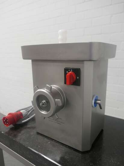 Freund / Ifooma grinder TG101 - Livsmedelsmaskin: bild 2 Freund / Ifooma grinder TG101 - Livsmedelsmaskin: bild 2