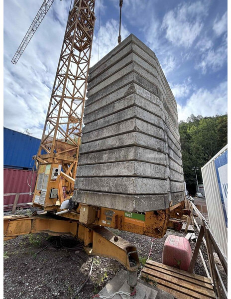 Liebherr 63K, 1994, 43m jib, radio control - Tornkran: bild 2 Liebherr 63K, 1994, 43m jib, radio control - Tornkran: bild 2