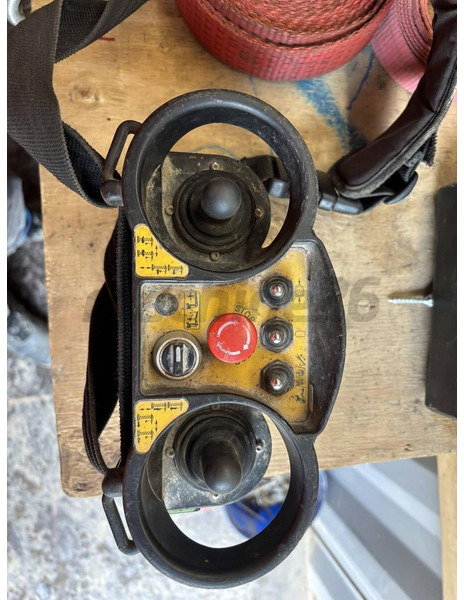 Liebherr 63K, 1994, 43m jib, radio control - Tornkran: bild 5 Liebherr 63K, 1994, 43m jib, radio control - Tornkran: bild 5