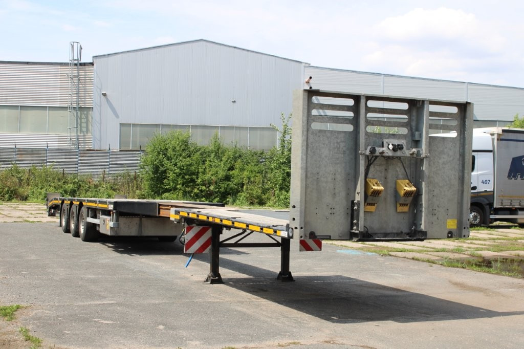 FAYMONVILLE MAX TRAILER MAX 200, ZVEDACÍ, ŘÍZENÁ NÁPRAVA - Flaktrailer: bild 1 FAYMONVILLE MAX TRAILER MAX 200, ZVEDACÍ, ŘÍZENÁ NÁPRAVA - Flaktrailer: bild 1