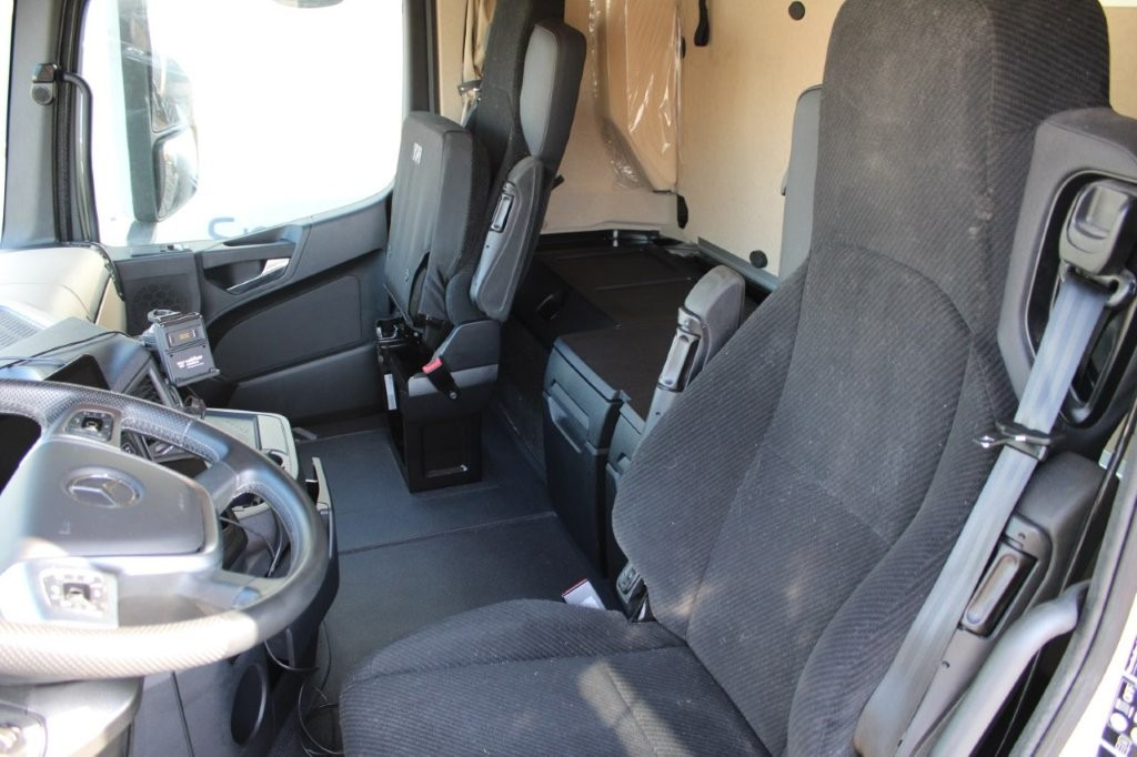 Mercedes-Benz Actros 2542 - Kapellbil: bild 5 Mercedes-Benz Actros 2542 - Kapellbil: bild 5