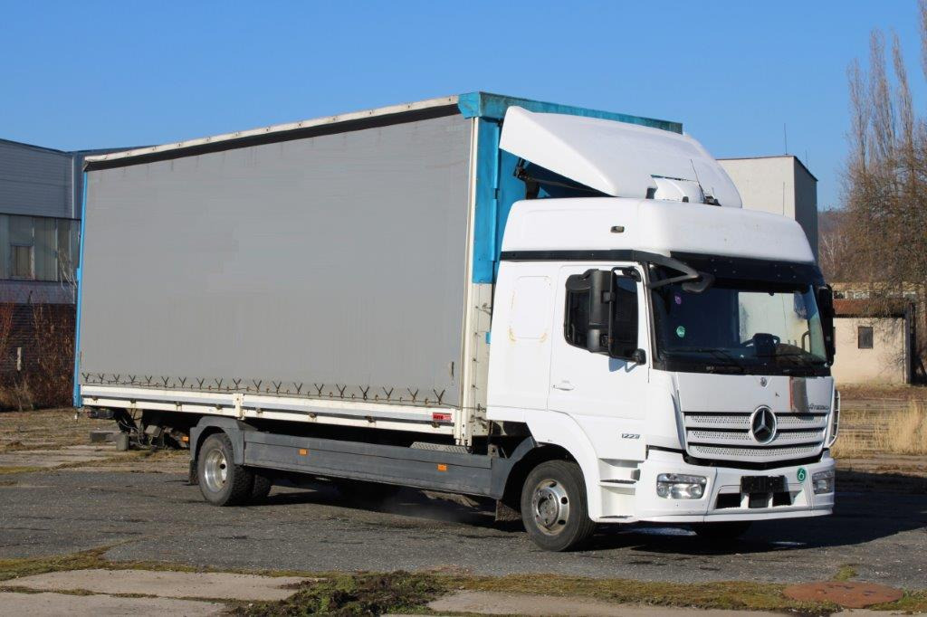 Mercedes-Benz Atego 1223 - Kapellbil: bild 1 Mercedes-Benz Atego 1223 - Kapellbil: bild 1