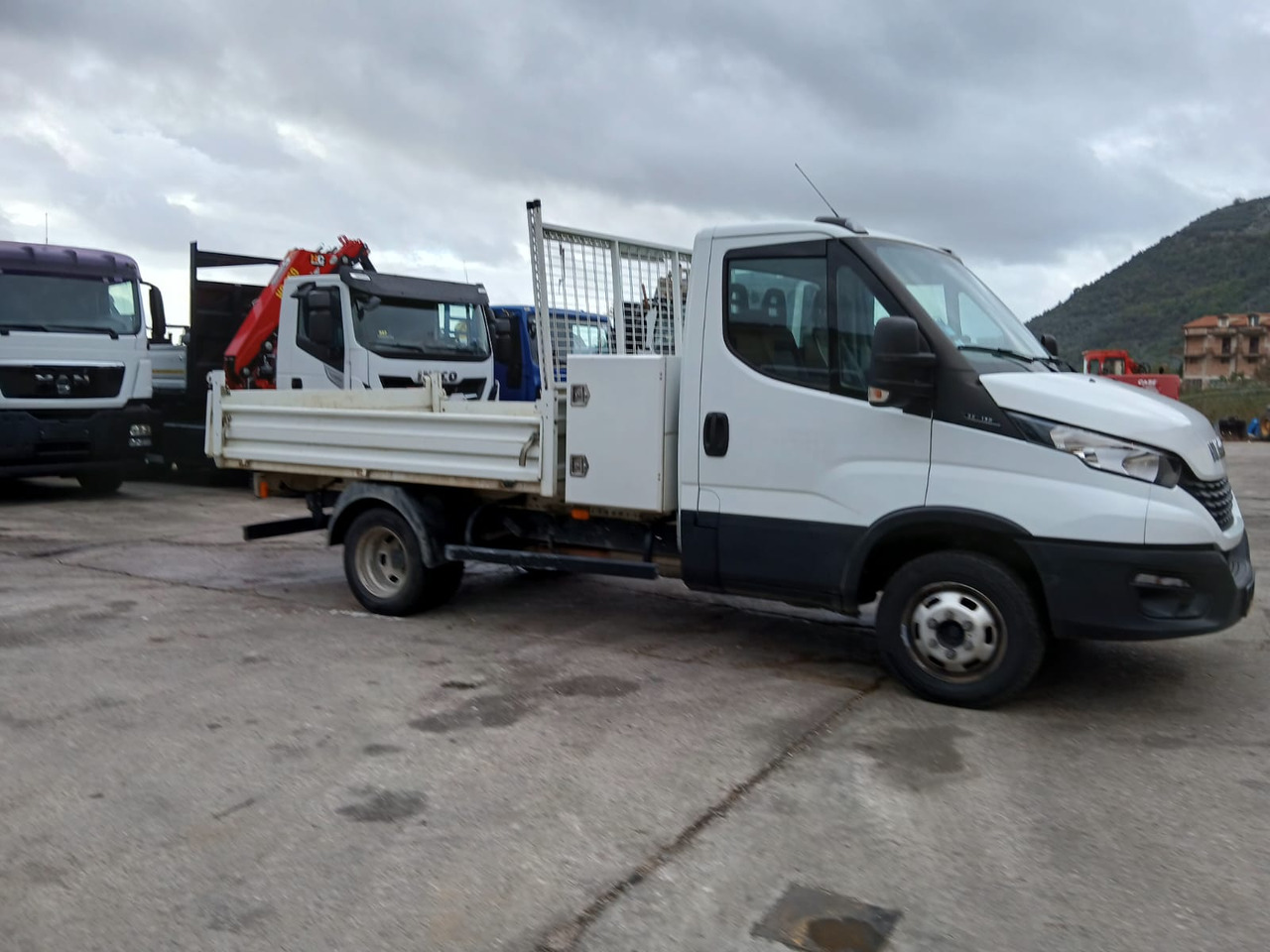 Kranbil IVECO DAILY 35-120: bild 44