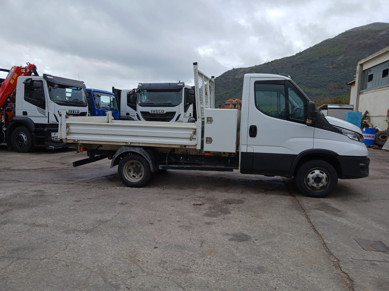 Kranbil IVECO DAILY 35-120: bild 43