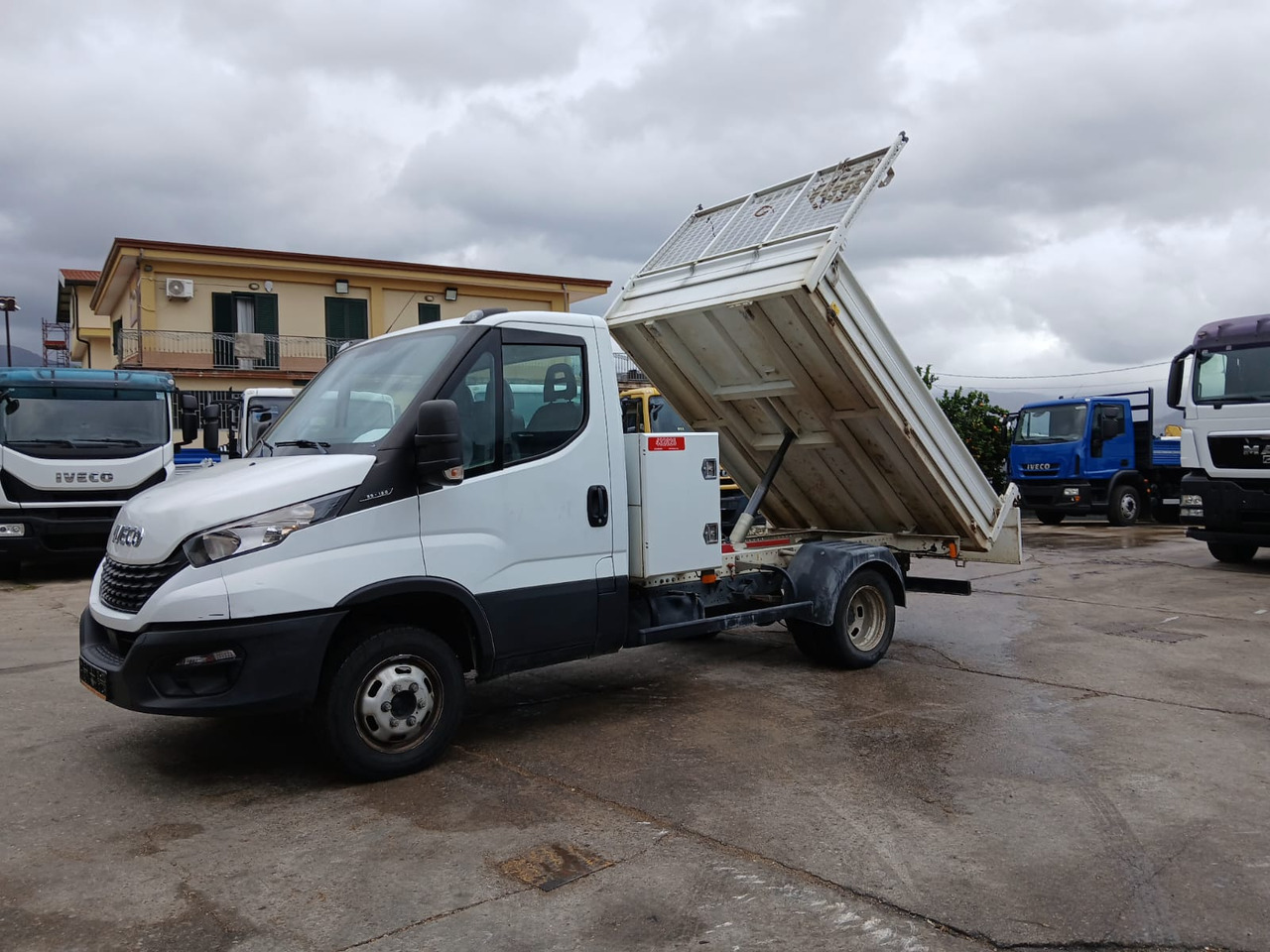 Kranbil IVECO DAILY 35-120: bild 25