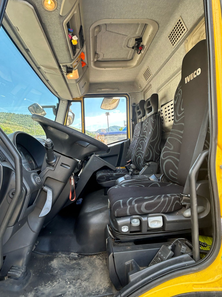 IVECO EUROCARGO 120E28P - Chassi lastbil: bild 3 IVECO EUROCARGO 120E28P - Chassi lastbil: bild 3