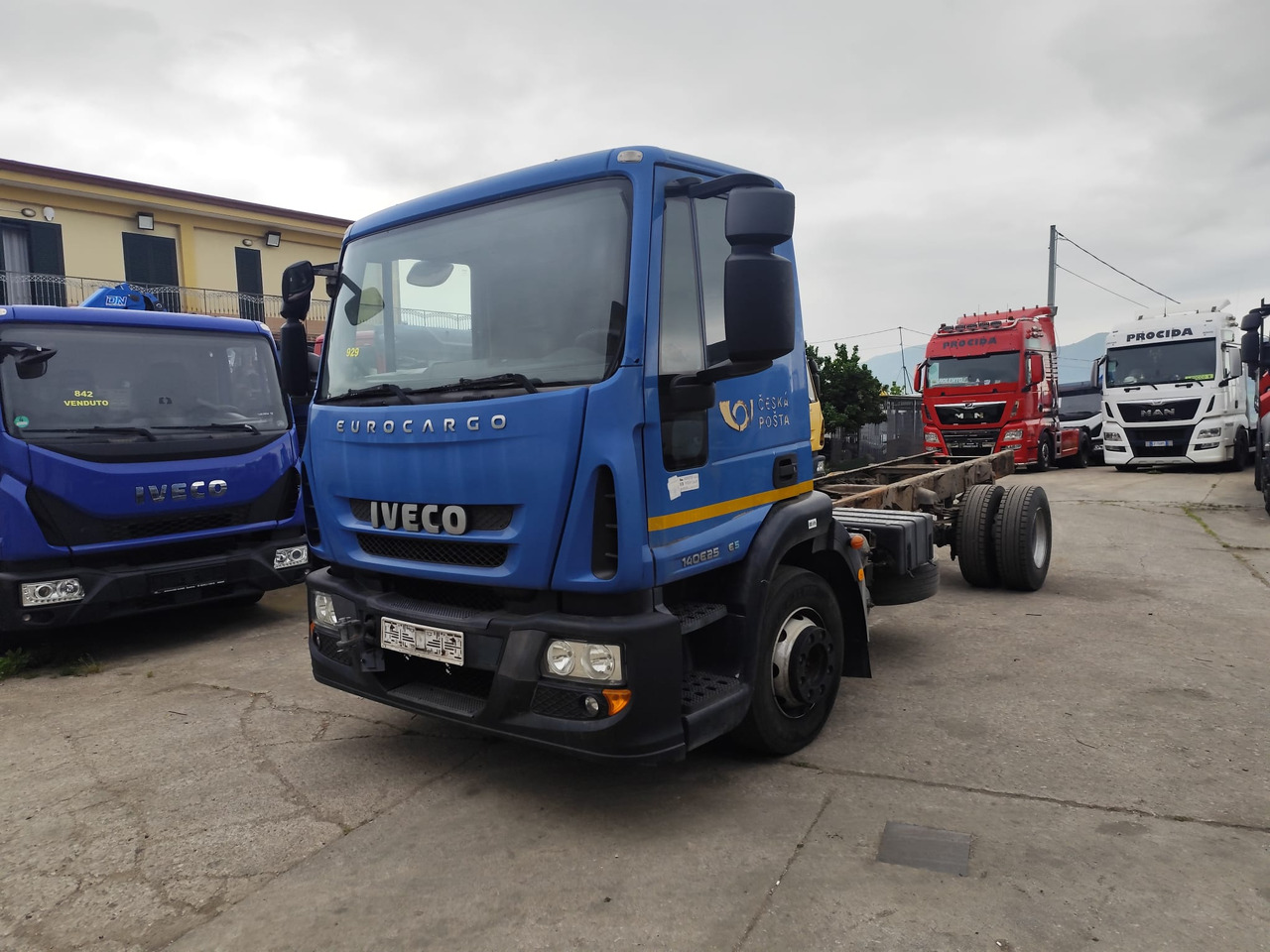 IVECO EUROCARGO 140E25 - Chassi lastbil: bild 1 IVECO EUROCARGO 140E25 - Chassi lastbil: bild 1