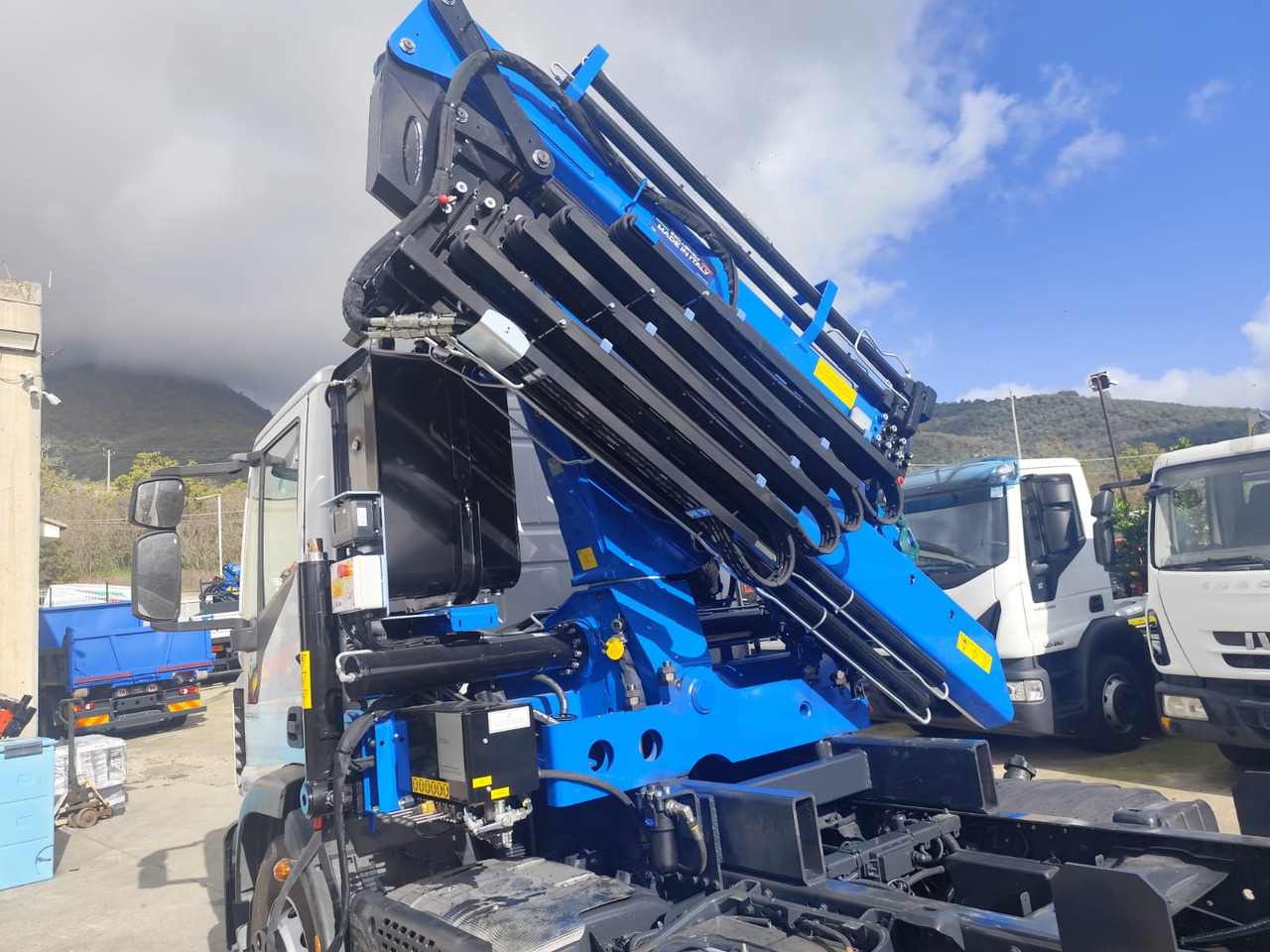 IVECO EUROCARGO 180-250 - Kranbil, Kranbil: bild 5 IVECO EUROCARGO 180-250 - Kranbil, Kranbil: bild 5