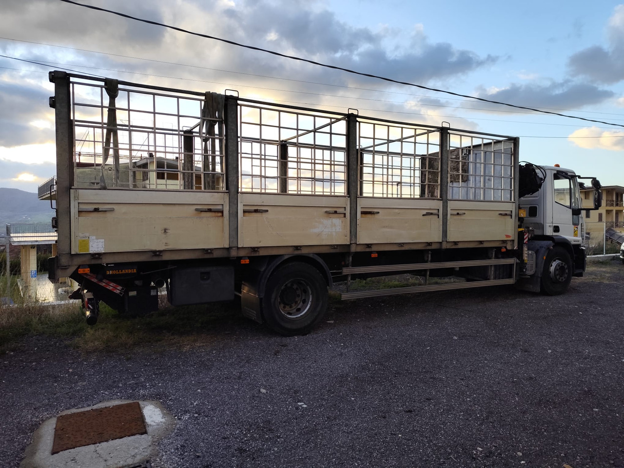 IVECO EUROCARGO 180E25 - Kranbil, Kranbil: bild 3 IVECO EUROCARGO 180E25 - Kranbil, Kranbil: bild 3