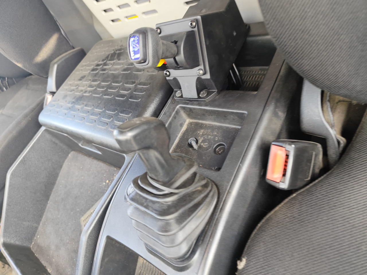 IVECO EUROCARGO 75-160 - Kranbil: bild 5 IVECO EUROCARGO 75-160 - Kranbil: bild 5