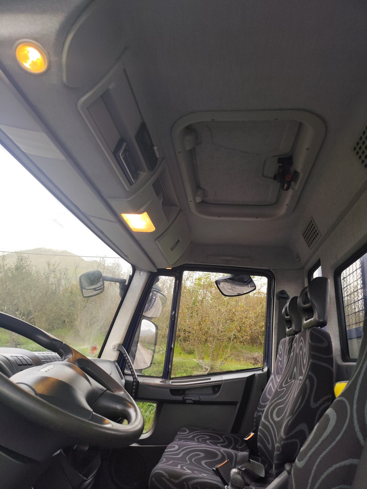 IVECO EUROCARGO 75E18 - Flakbil: bild 4 IVECO EUROCARGO 75E18 - Flakbil: bild 4