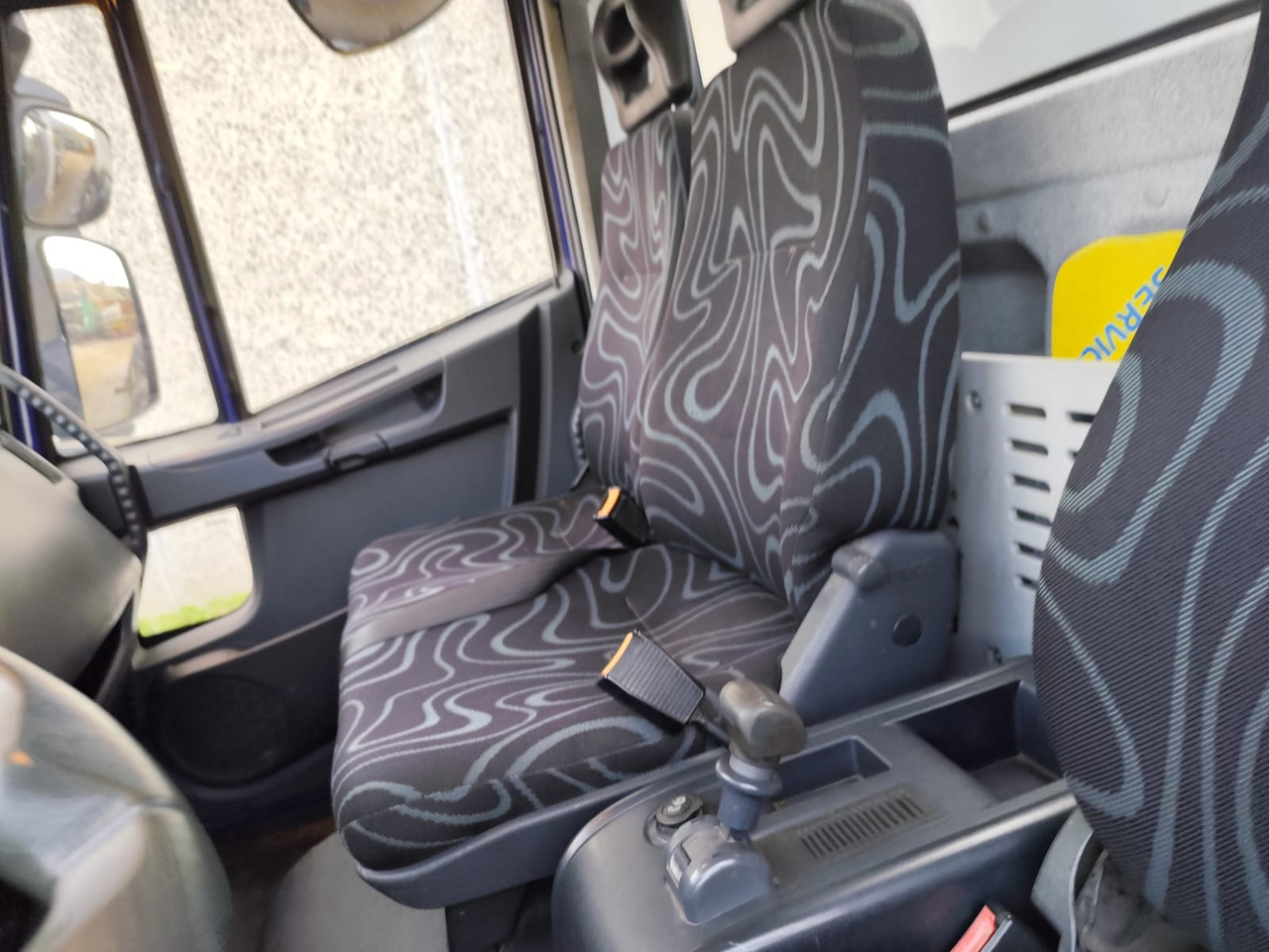 IVECO EUROCARGO 75E18 - Flakbil: bild 3 IVECO EUROCARGO 75E18 - Flakbil: bild 3