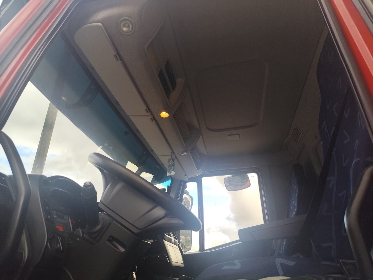 IVECO STRALIS 190S31 - Chassi lastbil: bild 4 IVECO STRALIS 190S31 - Chassi lastbil: bild 4