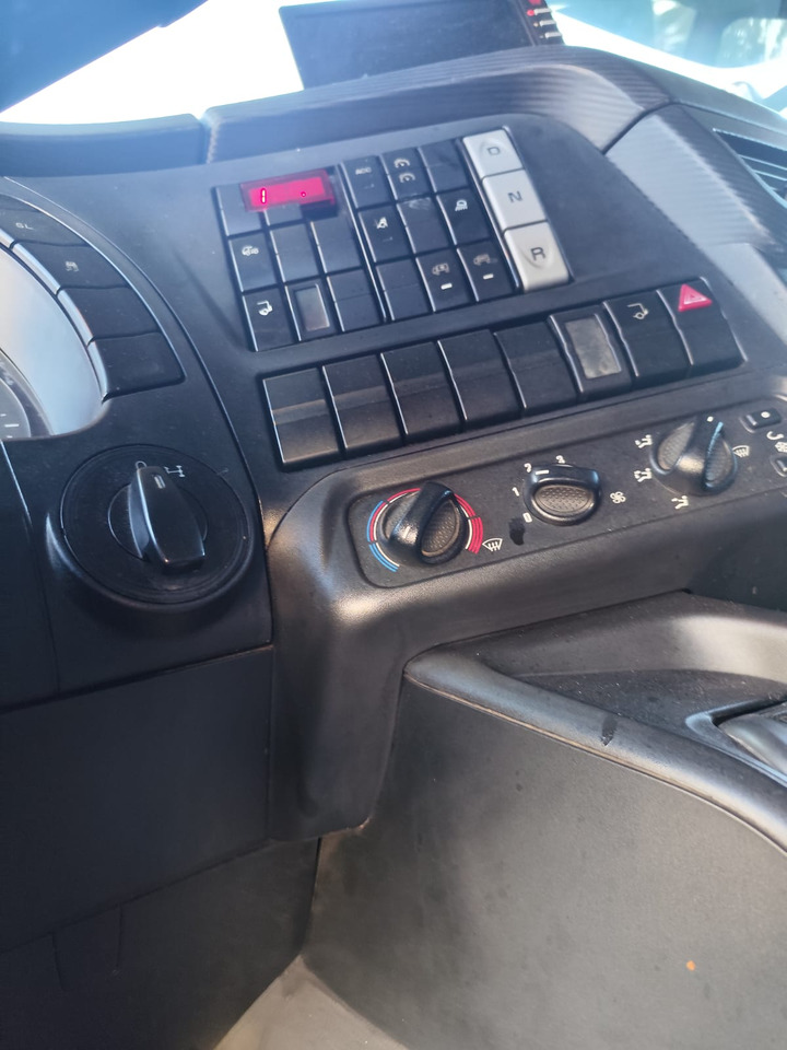 IVECO STRALIS 190S31 - Lastväxlare lastbil: bild 5 IVECO STRALIS 190S31 - Lastväxlare lastbil: bild 5