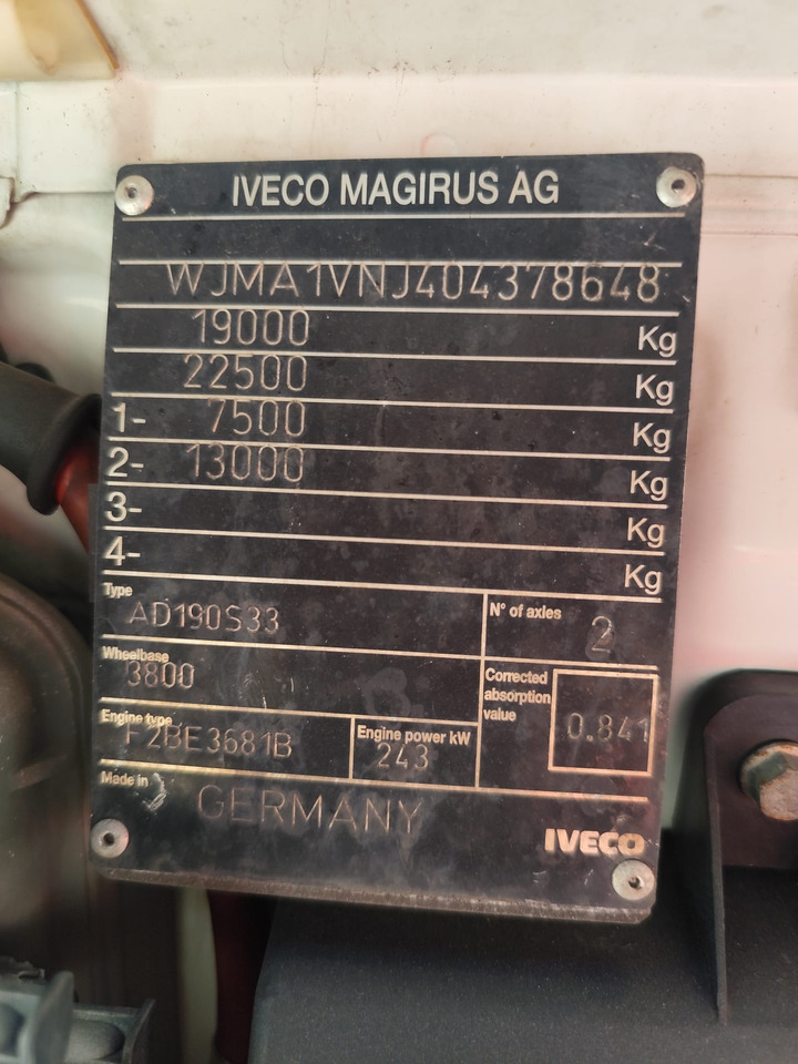 IVECO STRALIS CUBE 190S33 - Kranbil, Tippbil lastbil: bild 2 IVECO STRALIS CUBE 190S33 - Kranbil, Tippbil lastbil: bild 2