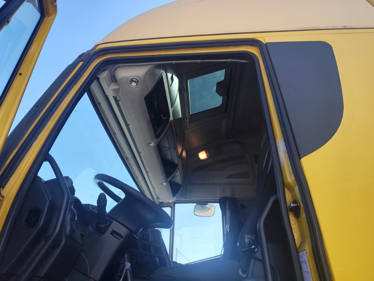 IVECO STRALIS CUBE AD260S42 - Flakbil: bild 2 IVECO STRALIS CUBE AD260S42 - Flakbil: bild 2