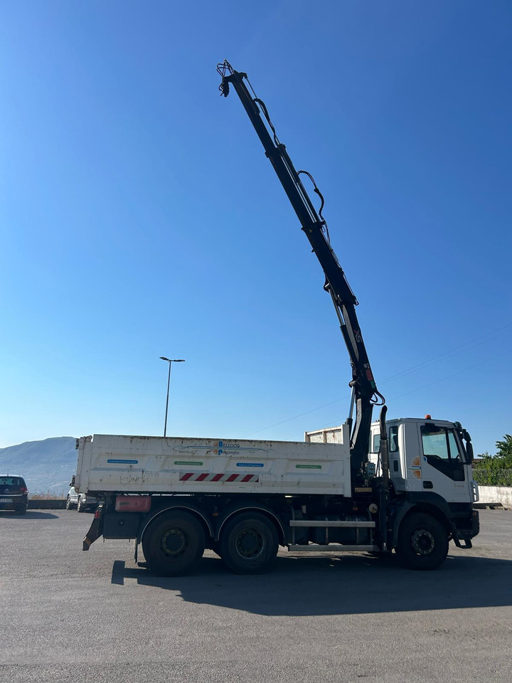 IVECO TRAKKER 260T36 - Kranbil, Tippbil lastbil: bild 3 IVECO TRAKKER 260T36 - Kranbil, Tippbil lastbil: bild 3