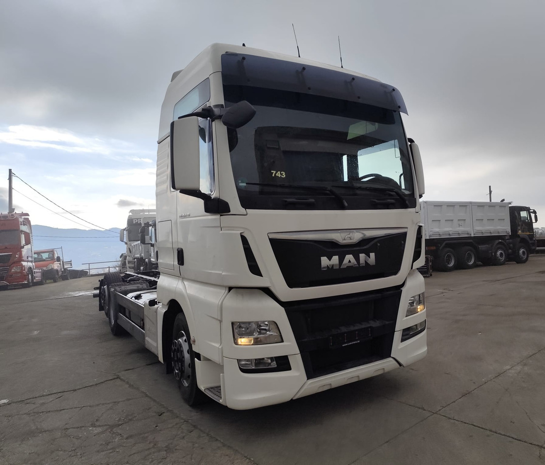 MAN TGX 26.440 - Flakbil: bild 1 MAN TGX 26.440 - Flakbil: bild 1