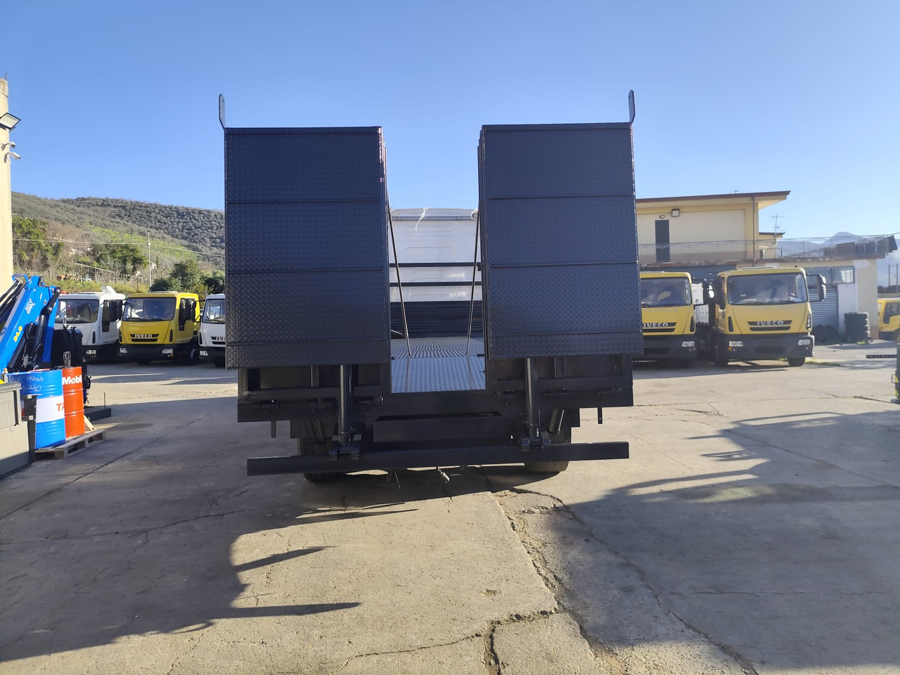 VOLVO FH16.660 - Flakbil: bild 2 VOLVO FH16.660 - Flakbil: bild 2