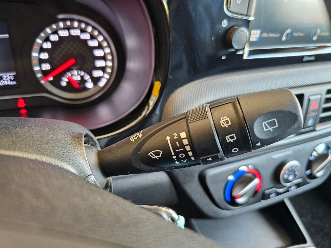 Personbil Hyundai i10 Trend AUTOMATIK SHZ PDC LenkrHzg DAB Spurhal: bild 15 Personbil Hyundai i10 Trend AUTOMATIK SHZ PDC LenkrHzg DAB Spurhal: bild 15