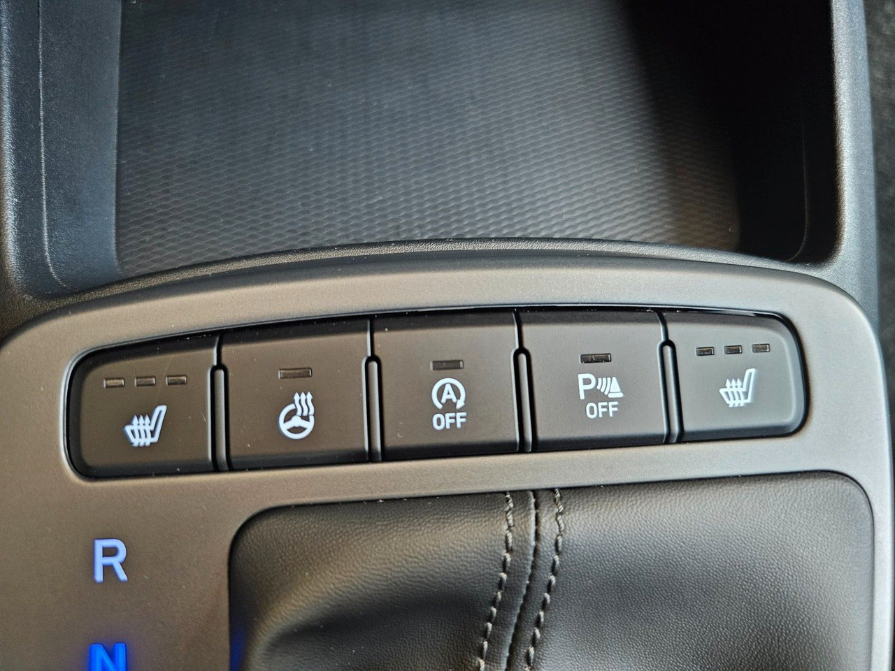 Personbil Hyundai i10 Trend AUTOMATIK SHZ PDC LenkrHzg DAB Spurhal: bild 12 Personbil Hyundai i10 Trend AUTOMATIK SHZ PDC LenkrHzg DAB Spurhal: bild 12