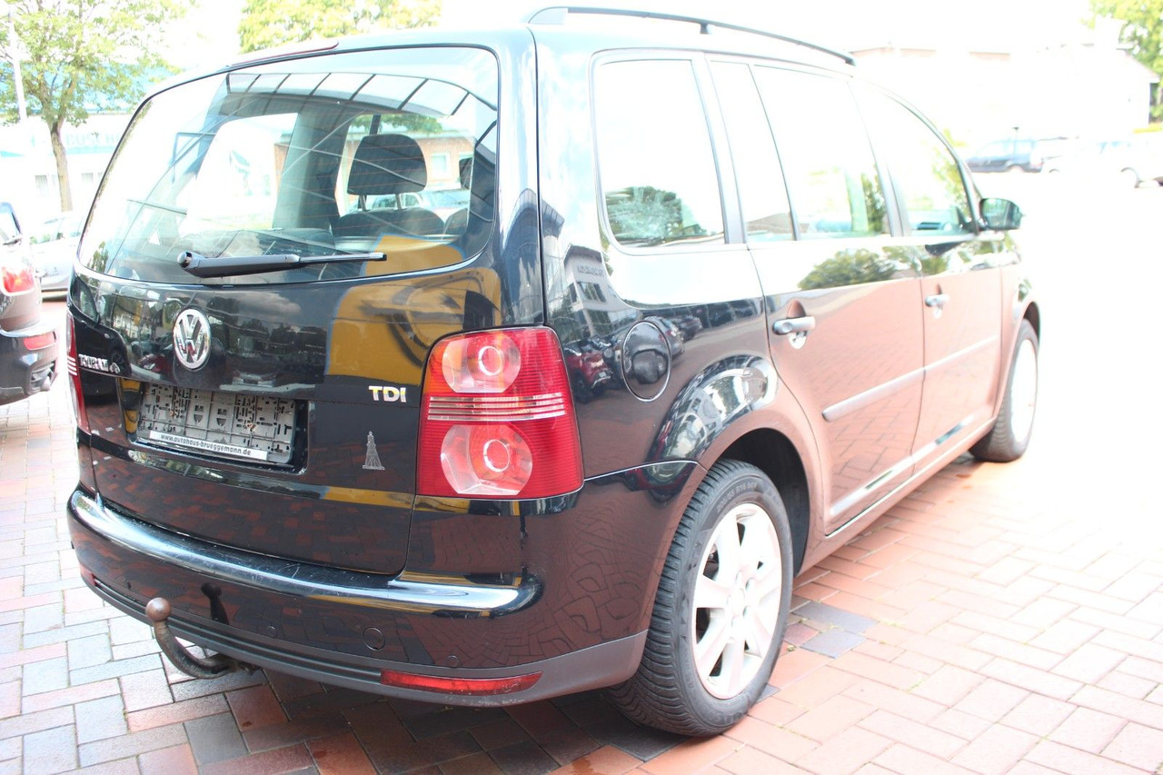 Volkswagen Touran Conceptline AHK 7 Sitze - Persontransport: bild 5 Volkswagen Touran Conceptline AHK 7 Sitze - Persontransport: bild 5