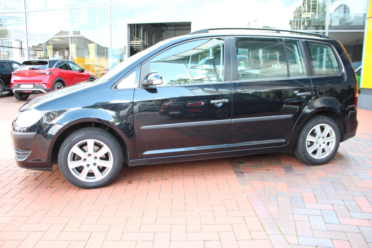 Volkswagen Touran Conceptline AHK 7 Sitze - Persontransport: bild 3 Volkswagen Touran Conceptline AHK 7 Sitze - Persontransport: bild 3