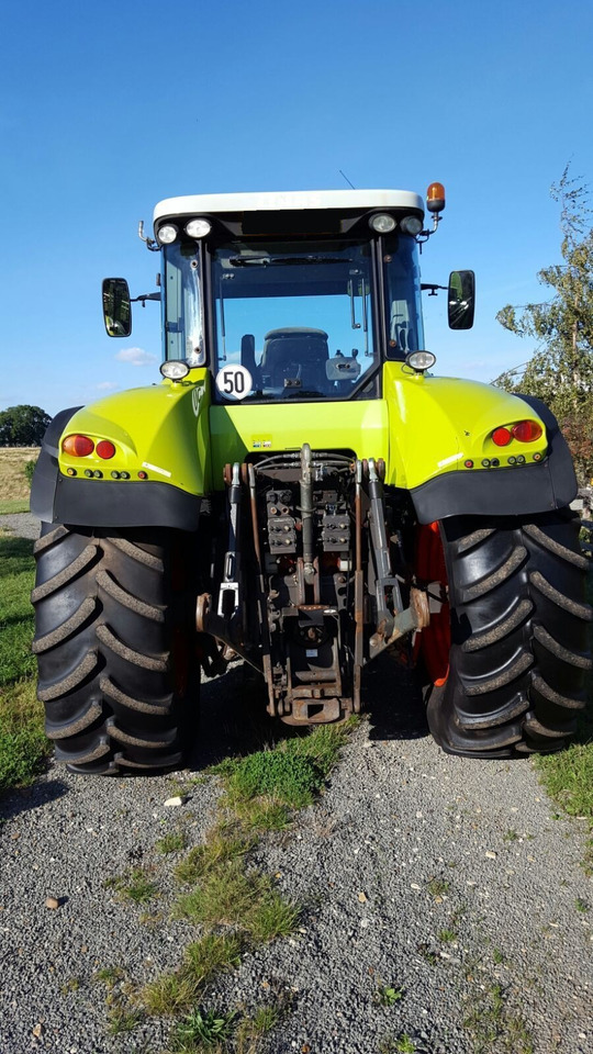 CLAAS AXION 810 CEBIS - Traktor: bild 2 CLAAS AXION 810 CEBIS - Traktor: bild 2